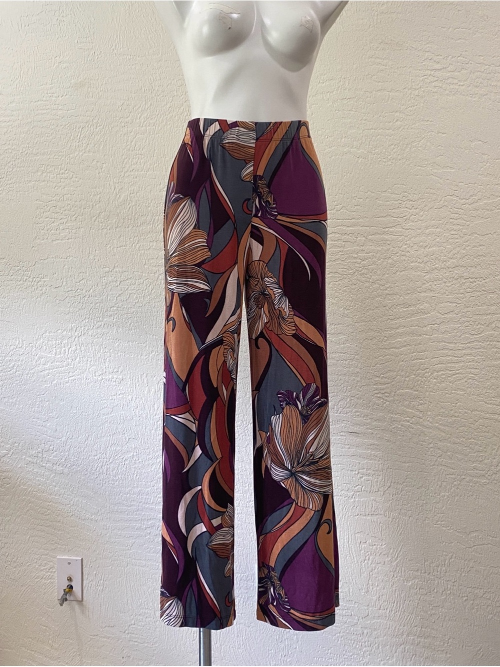 Chico's Travelers Floral Print Wide Leg Pants Size 0 regular - US 4